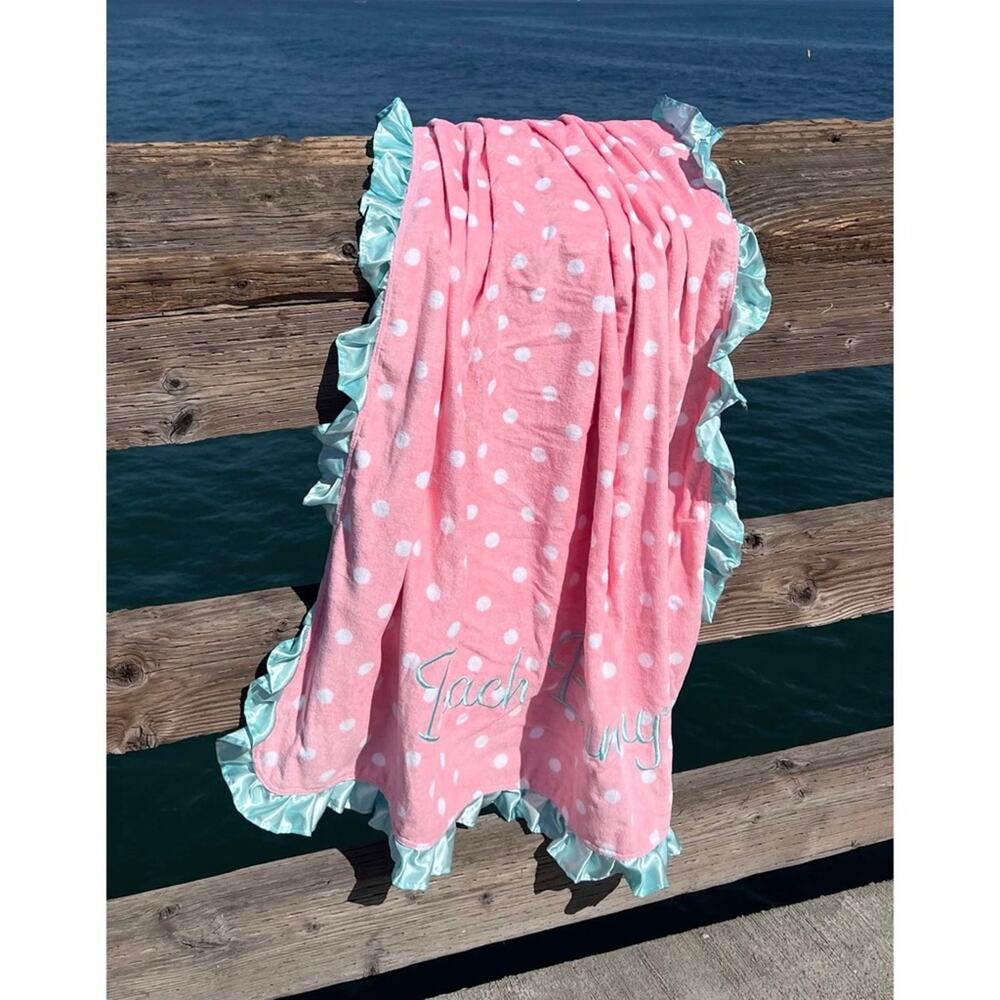 Beach Bunny Summer Dot Beach Towel - Picture 7 of 7